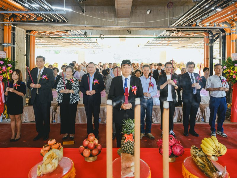南港玉成公辦都更案上梁 普立茲克大師伊東豊雄在臺首座社宅 預計117年完工 提供150戶